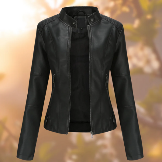 Damen stylische Bikerjacke mit modernem Schnitt und ausdrucksstarkem Design