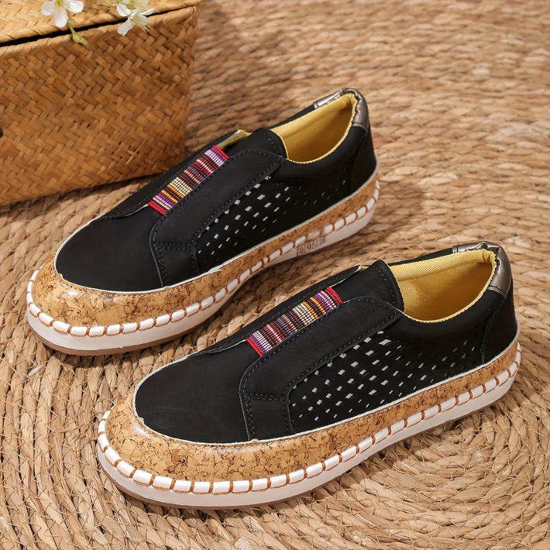 Damen stylische Slip-On-Schuhe für bequeme und moderne Outfits









