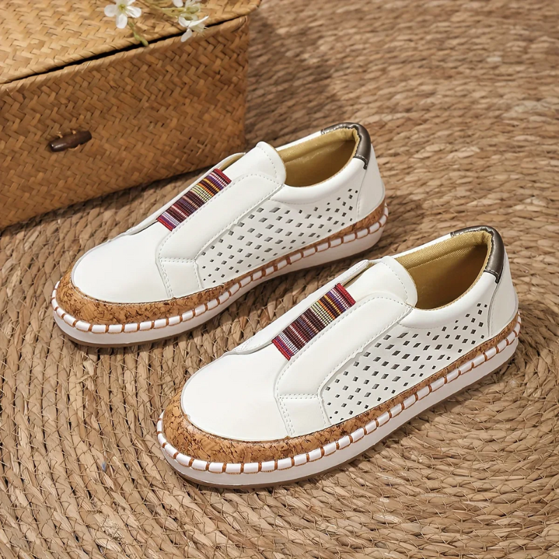 Damen stylische Slip-On-Schuhe für bequeme und moderne Outfits









