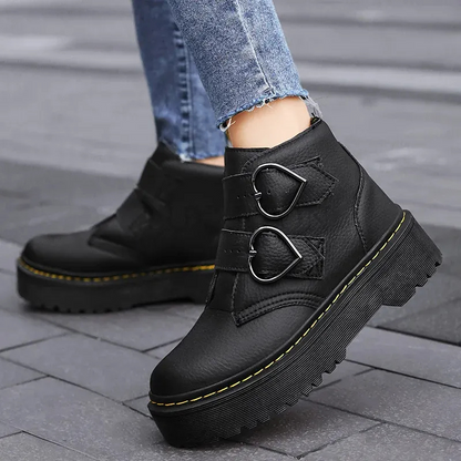 Damen stylische Stiefeletten mit herzförmigen Schnallen – modisch und bequem für den Alltag