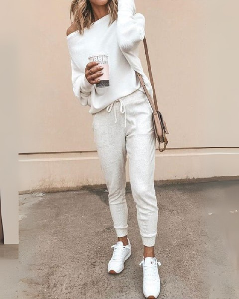 Langer Damenpullover im modernen Design für vielseitige Outfits
