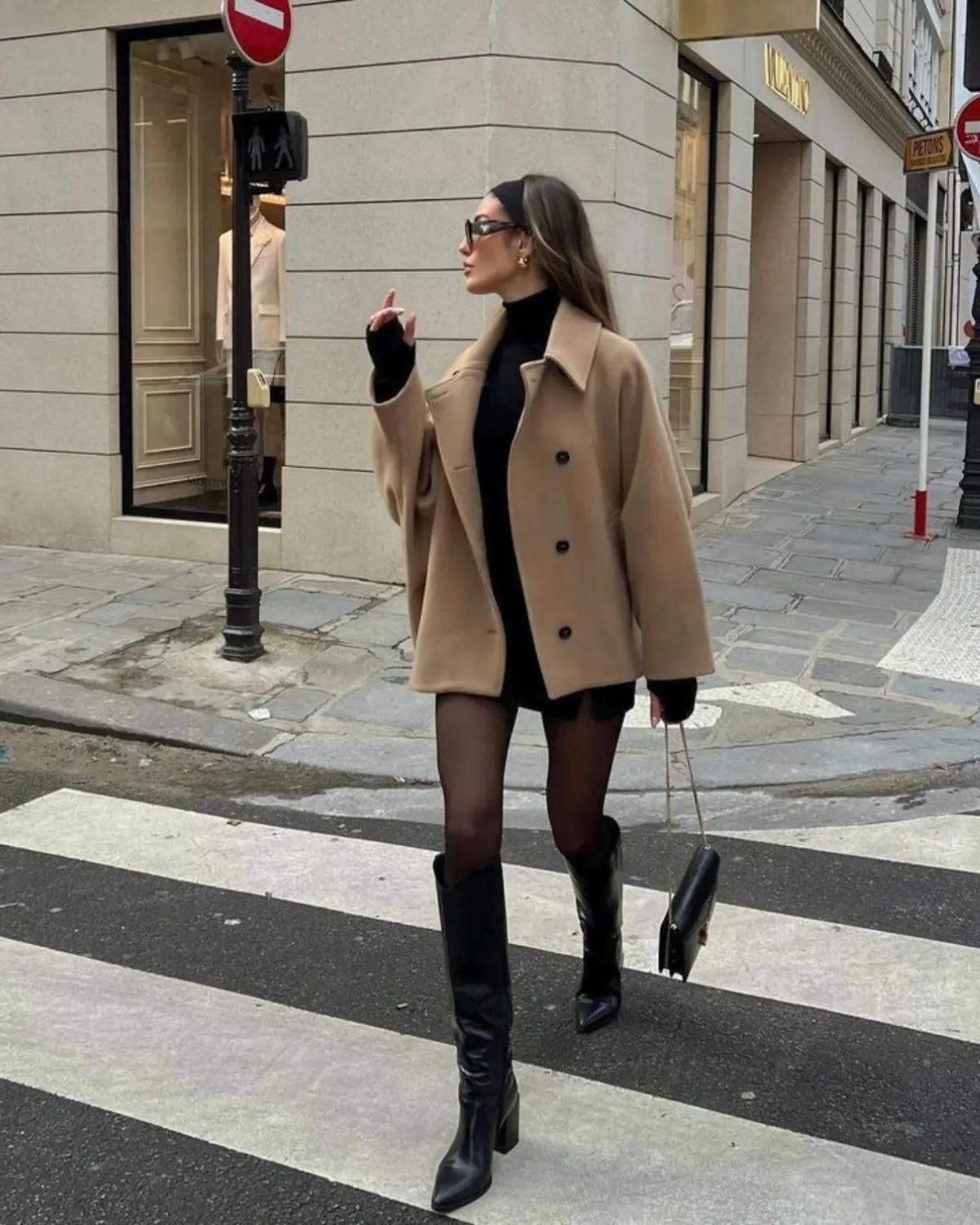 Damen trendiger Herbstmantel in modernem und elegantem Design