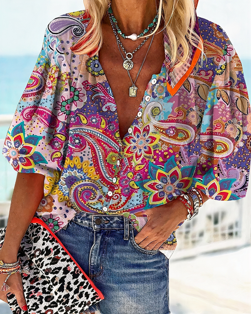 Damen Vintage bunte Bluse mit farbenfrohem Muster und lockerer Passform, ideal für sommerliche Outfits.