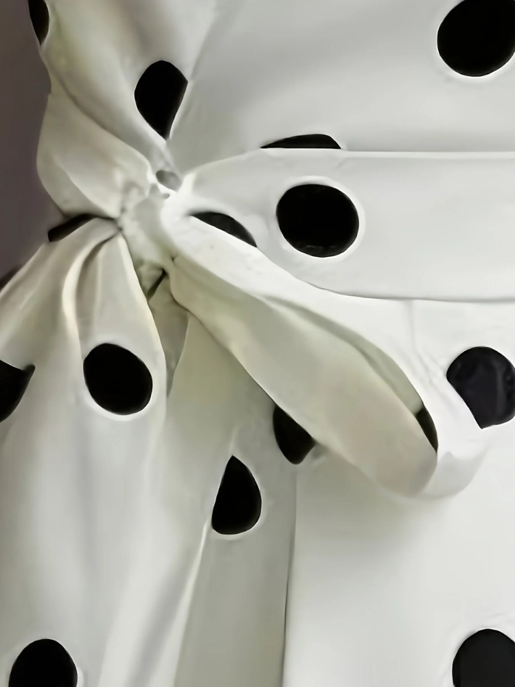 Damen Vintage-Wickelkleid mit Polka-Dots – stilvolles Kleid mit Punktemuster für vielseitige Anlässe