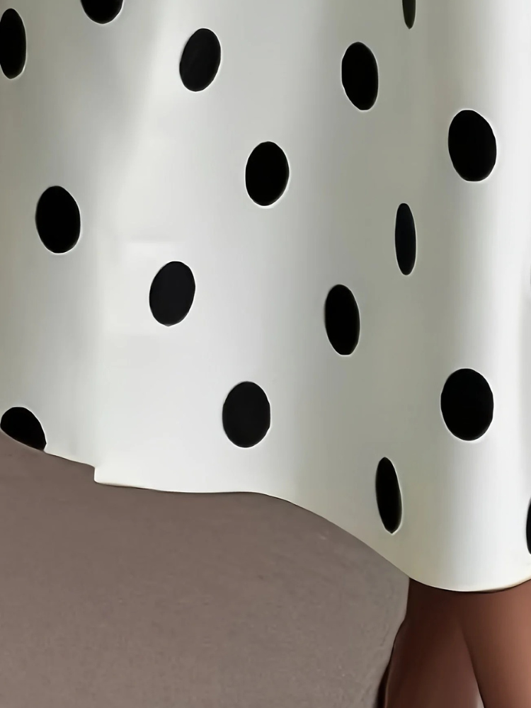 Damen Vintage-Wickelkleid mit Polka-Dots – stilvolles Kleid mit Punktemuster für vielseitige Anlässe
