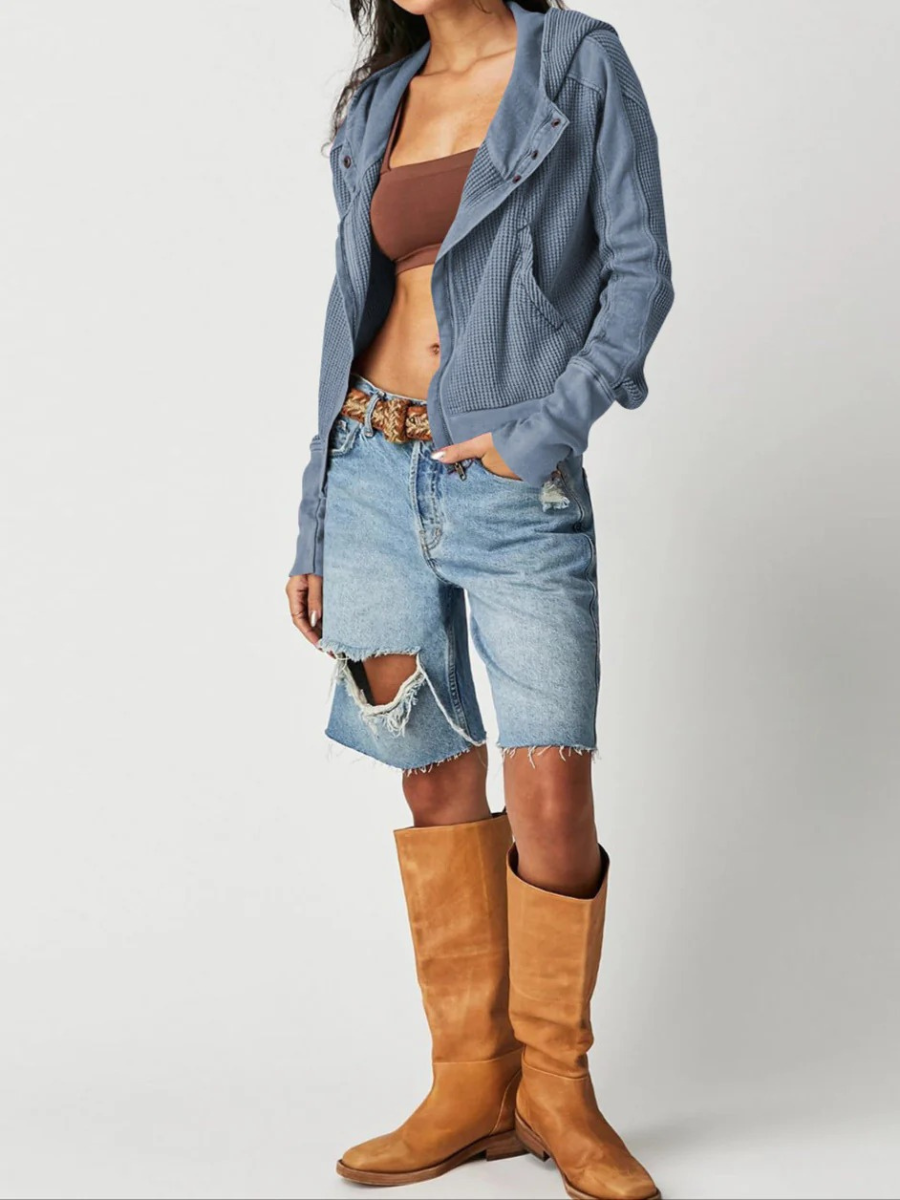 Damen leichte Waffel-Kapuzenjacke in modernem Design, ideal für Alltag und Freizeit.