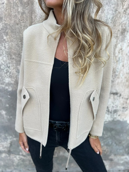 Elegante Herbstjacke für Damen in zeitlosem Design für kühle Tage