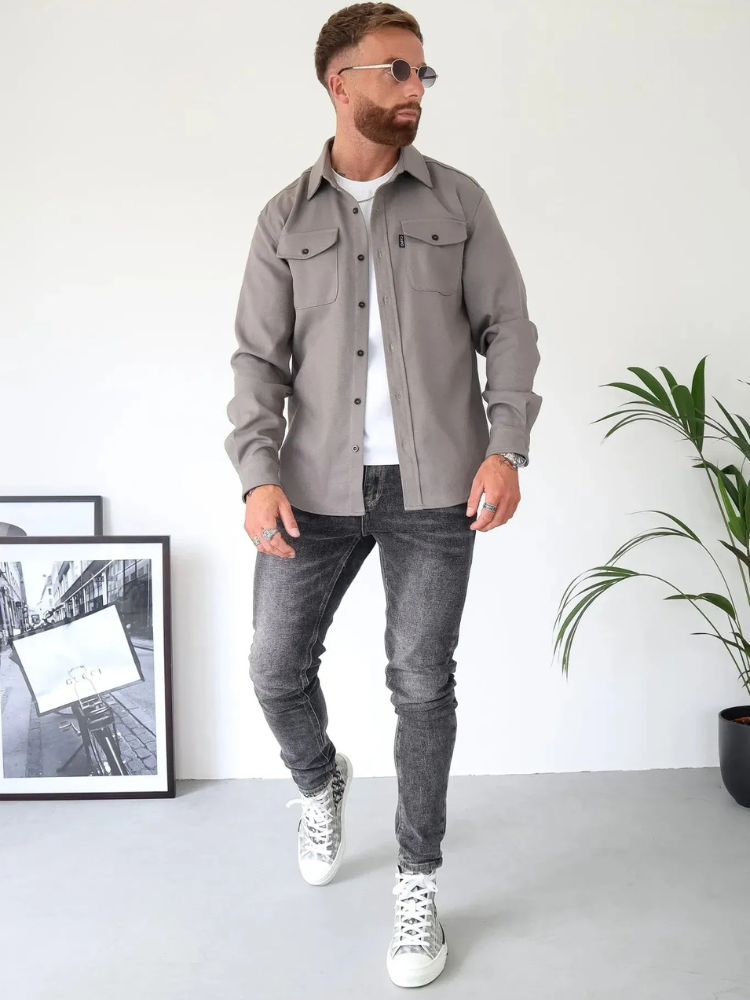 Elegante moderne Herrenjacke mit stilvollem Design für Alltag und Beruf