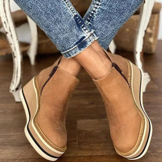 Elegante niedrige Damenstiefeletten mit klassischem Design und praktischem Einstieg