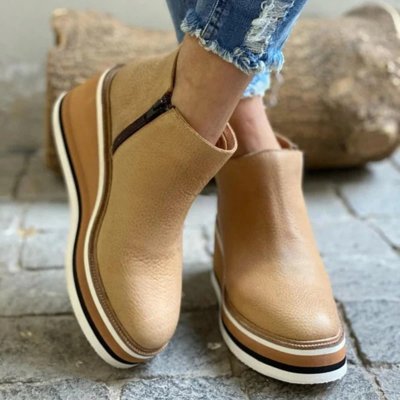 Elegante niedrige Damenstiefeletten mit klassischem Design und praktischem Einstieg
