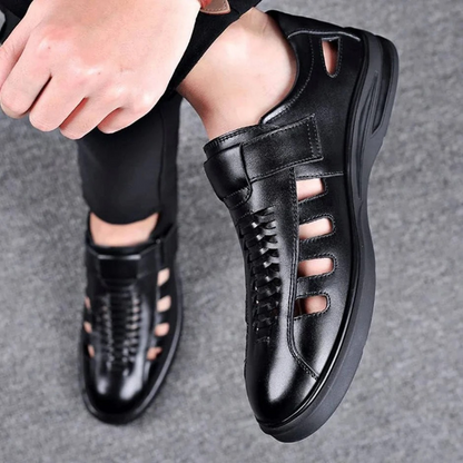 Elegante stützende Sandalen für Herren mit offenem Design für warme Tage