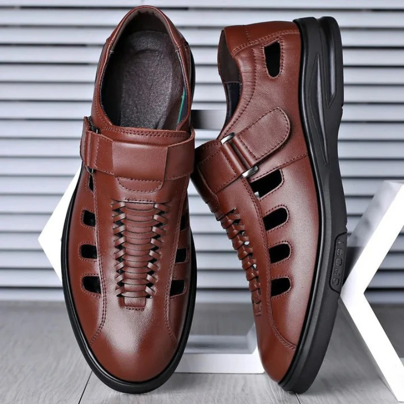 Elegante stützende Sandalen für Herren mit offenem Design für warme Tage