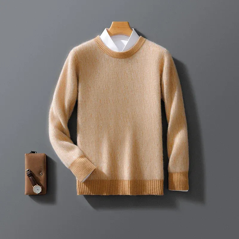 Eleganter Herbstpullover für Herren in stilvollem Design.