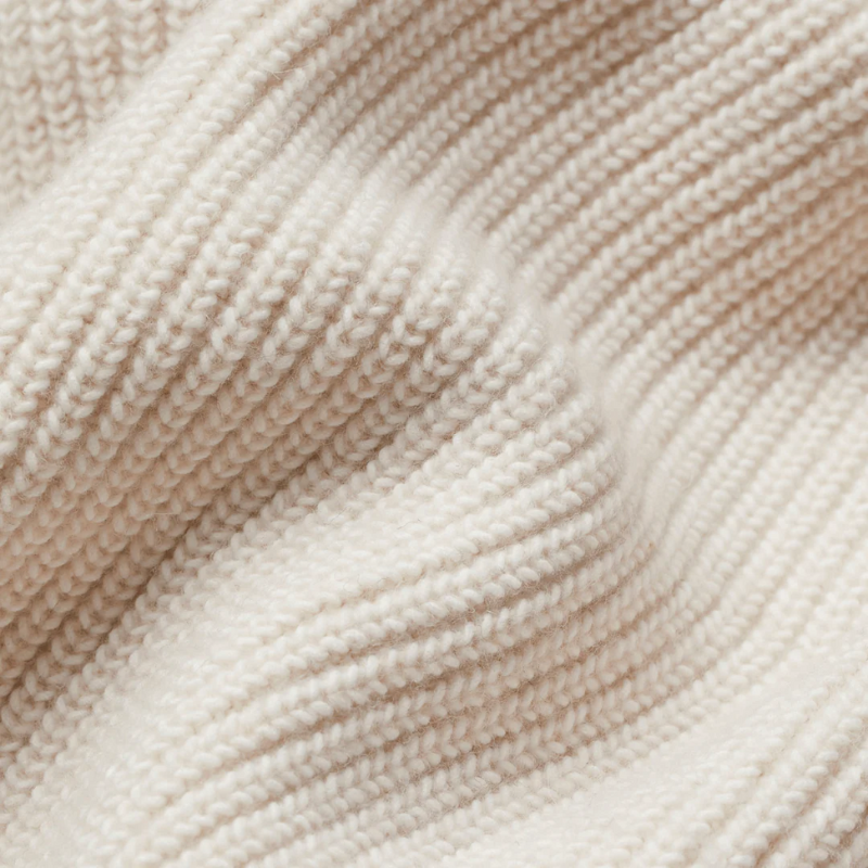Eleganter langer Cardigan für Damen in stilvollem Design, vielseitig kombinierbar.
