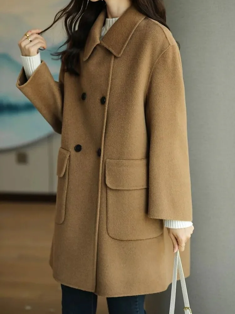Eleganter Vintage-Mantel für Damen in zeitlosem Design für stilvolle Auftritte