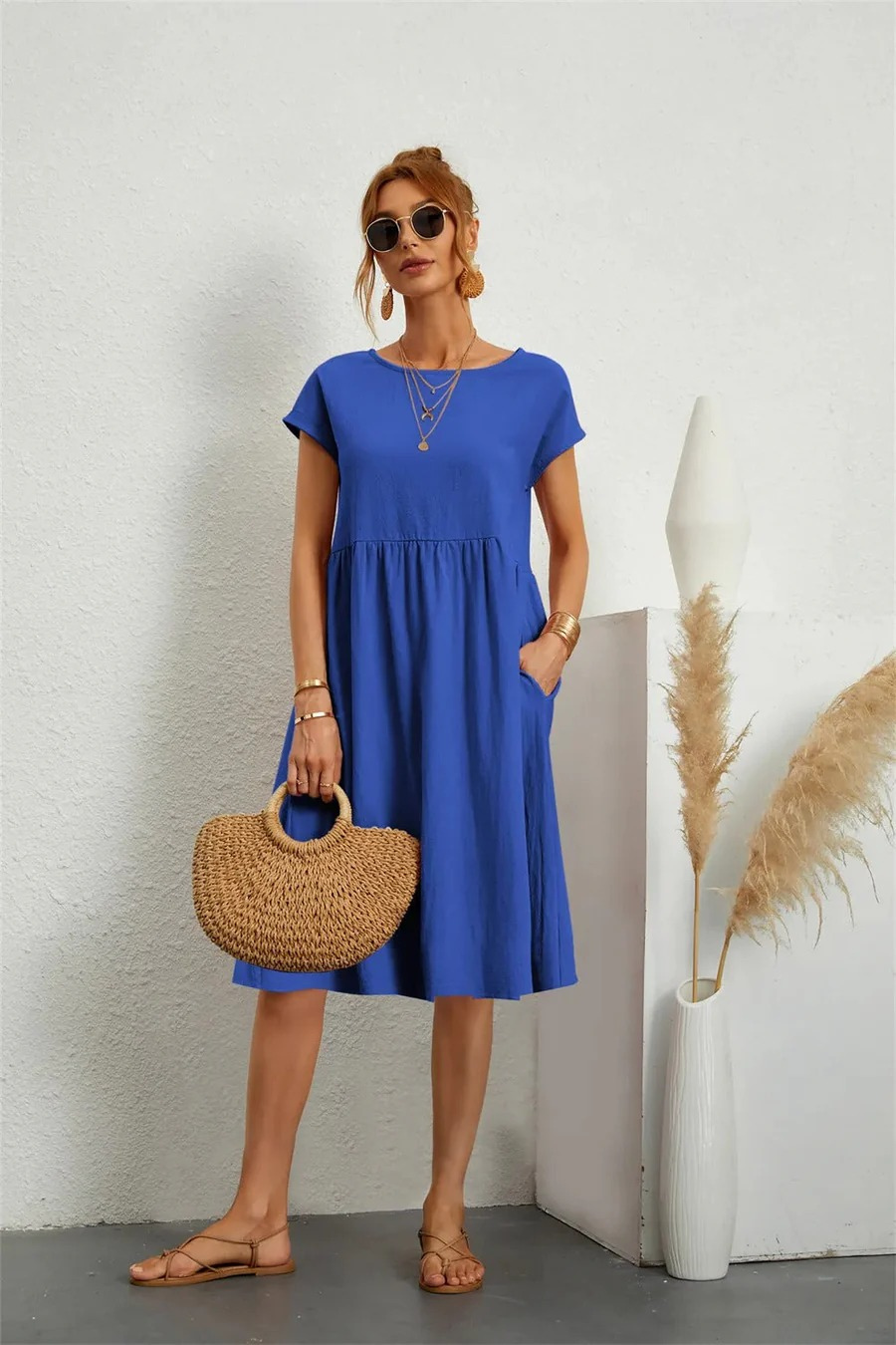 Elegantes Damen Sommerkleid mit Tasche für feminine und vielseitige Sommer-Looks
