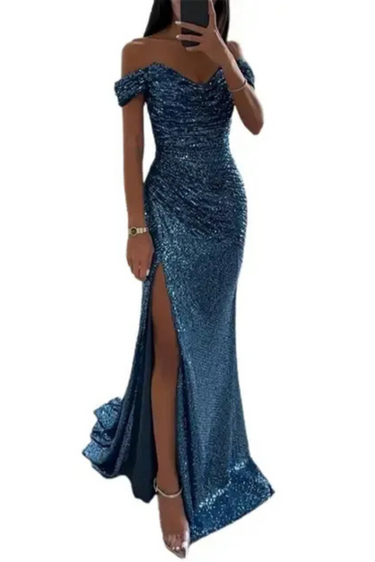 Elegantes Glitzer-Abendkleid für Damen mit funkelndem Design, ideal für festliche Anlässe und glamouröse Auftritte.