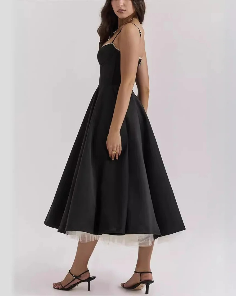 Elegantes Partykleid mit Volumen und ausgestelltem Schnitt für festliche Anlässe