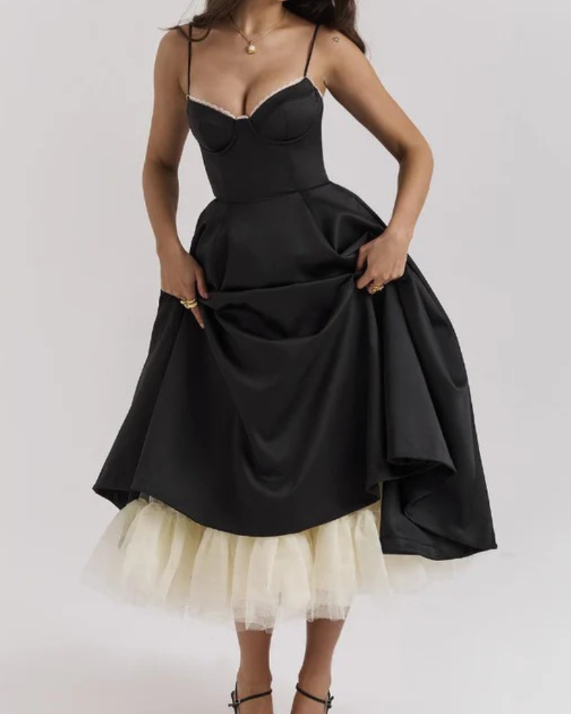 Elegantes Partykleid mit Volumen und ausgestelltem Schnitt für festliche Anlässe