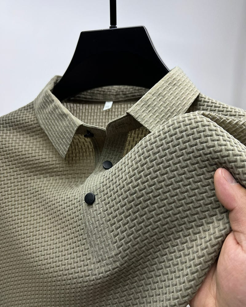 Elegantes strukturiertes Poloshirt für Herren in modernem Design für vielseitige Outfits