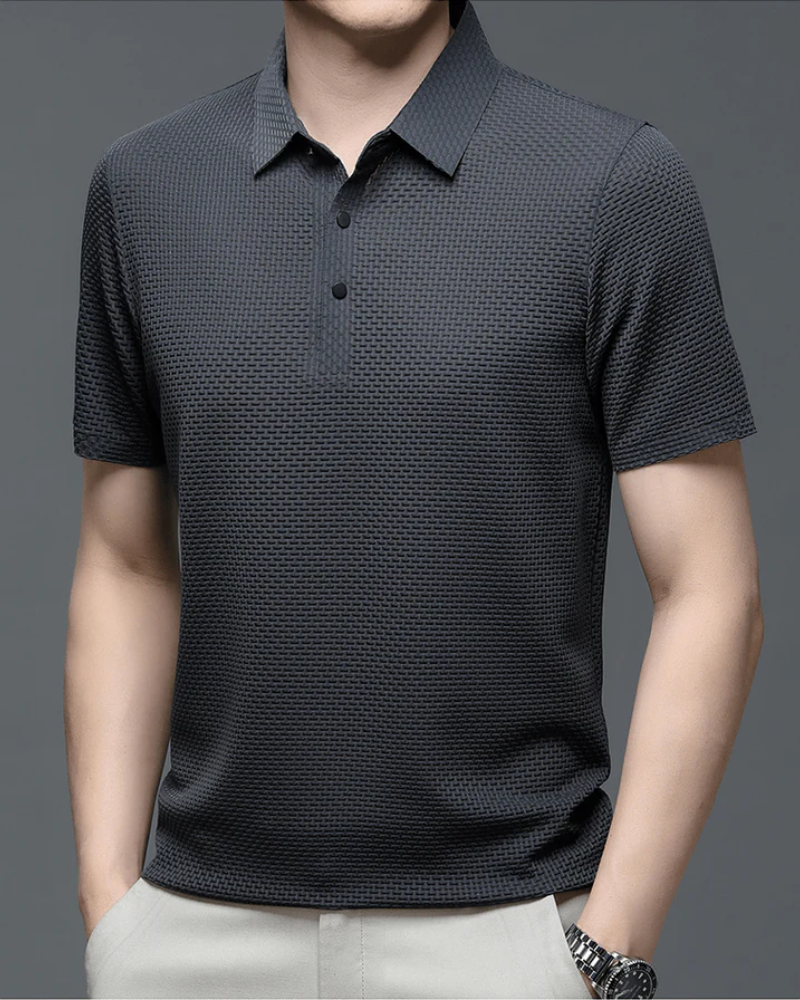 Elegantes strukturiertes Poloshirt für Herren in modernem Design für vielseitige Outfits