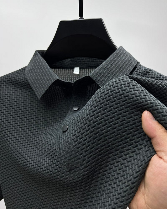 Elegantes strukturiertes Poloshirt für Herren in modernem Design für vielseitige Outfits