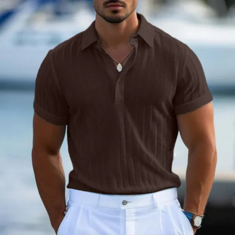 Entspanntes Poloshirt für Herren in klassischem Schnitt und lässigem Design