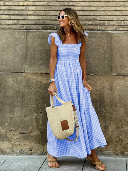 Gingham Sommerkleid mit Smokings für Damen in zeitlosem Karomuster für warme Tage