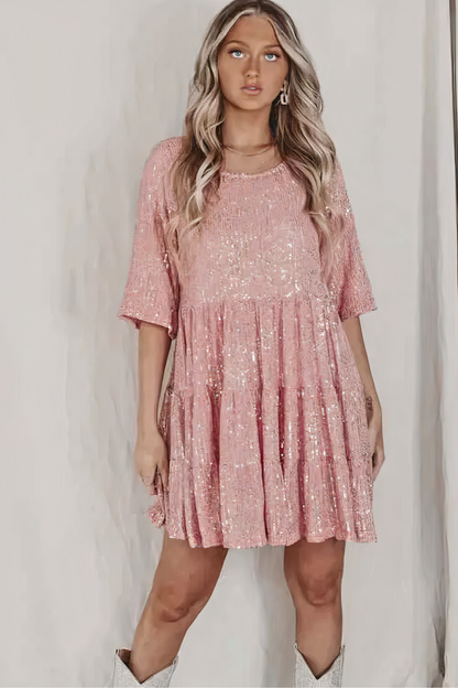 Glamouröses Partykleid für Damen mit funkelnden Pailletten und elegantem Schnitt