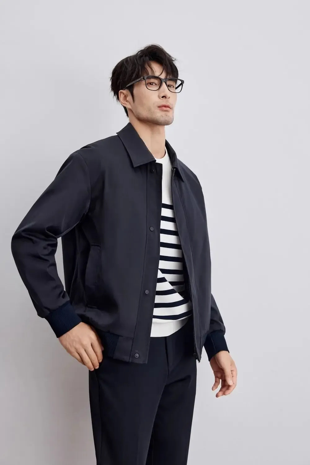 Herren elegante Herbstjacke in zeitlosem Design für kühle Tage