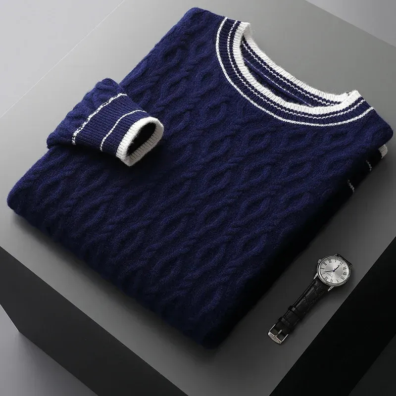 Herren eleganter Herbstpullover in modernem und zeitlosem Stil.