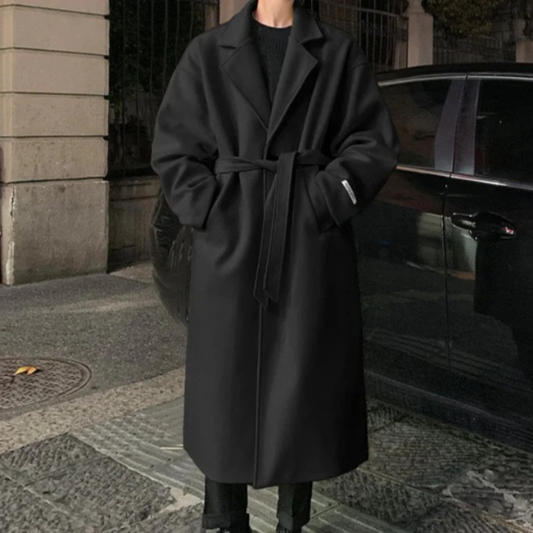Herren eleganter Mantel im Old-Money-Stil, zeitlos und stilvoll für gehobene Anlässe