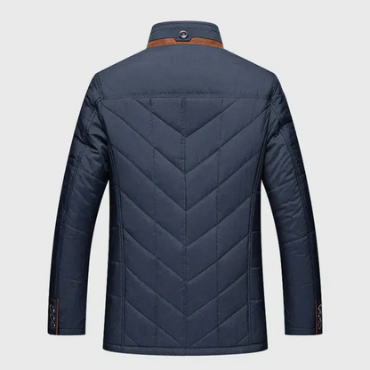  Eleganter Herrenmantel in klarem Design für Alltag und Business