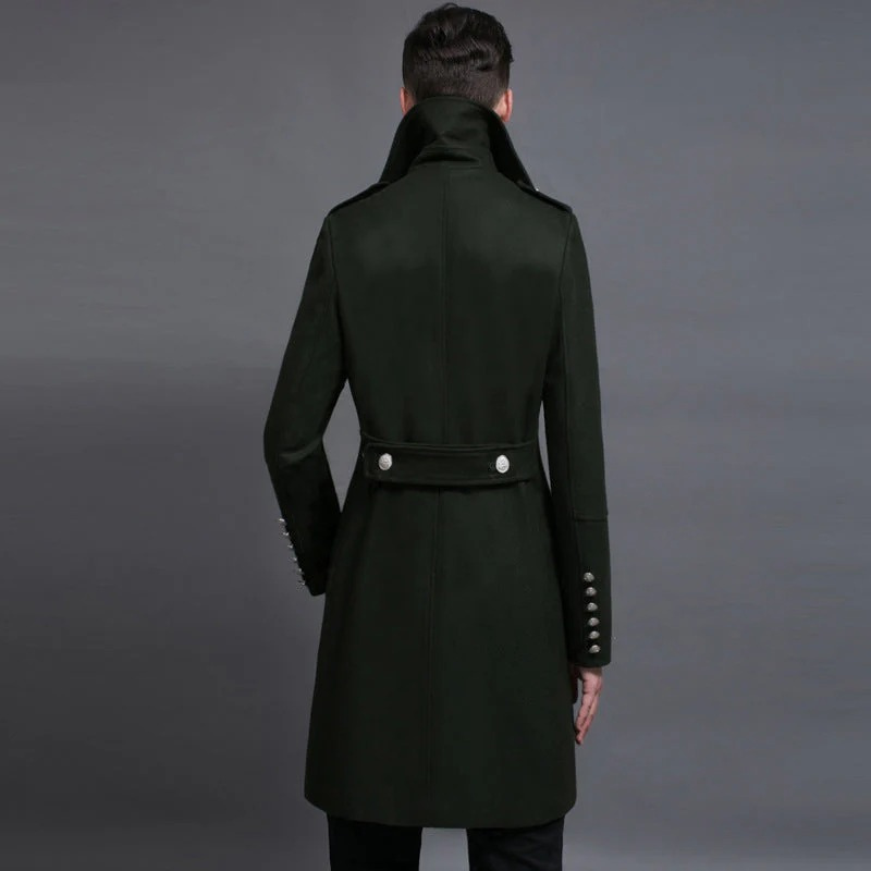 Herren eleganter zweireihiger Militärmantel mit klassischem Schnitt und markantem Stil für elegante Auftritte
