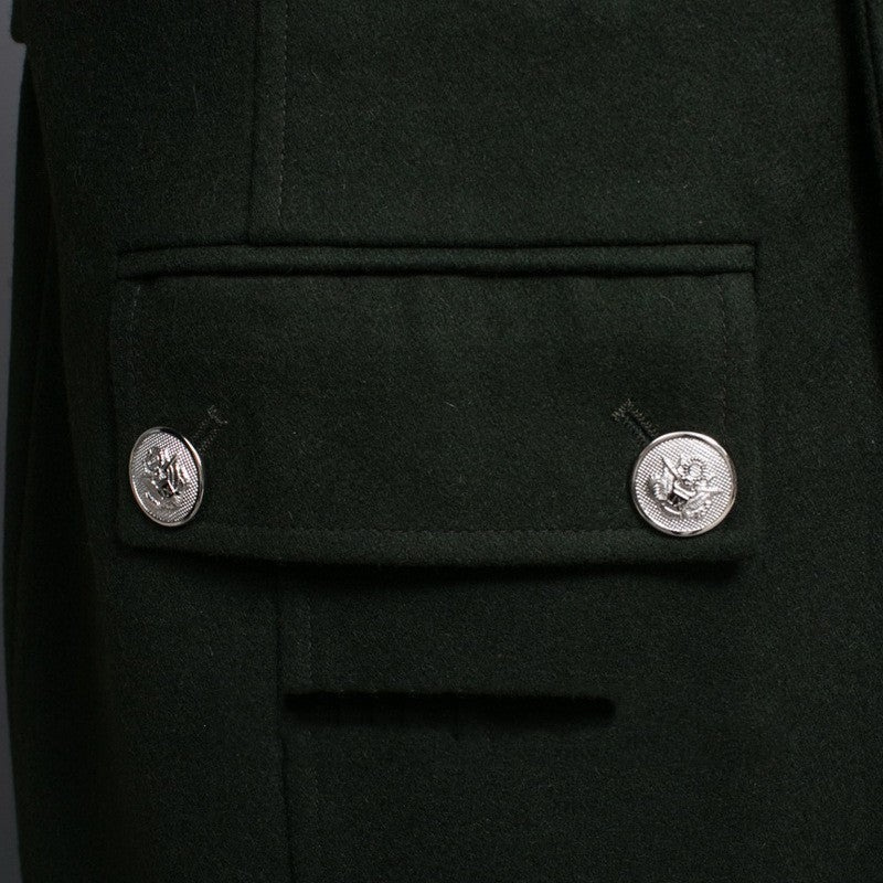 Herren eleganter zweireihiger Militärmantel mit klassischem Schnitt und markantem Stil für elegante Auftritte