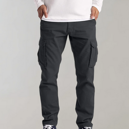 Herren klassische Cargohose mit praktischem Schnitt und Taschen, perfekt für Alltag und Freizeit.

