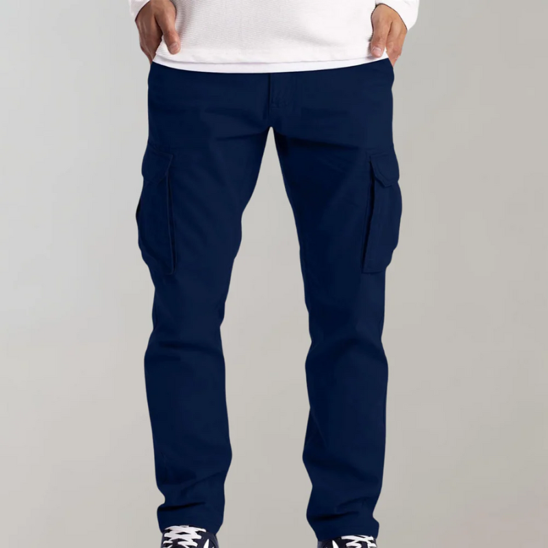 Herren klassische Cargohose mit praktischem Schnitt und Taschen, perfekt für Alltag und Freizeit.

