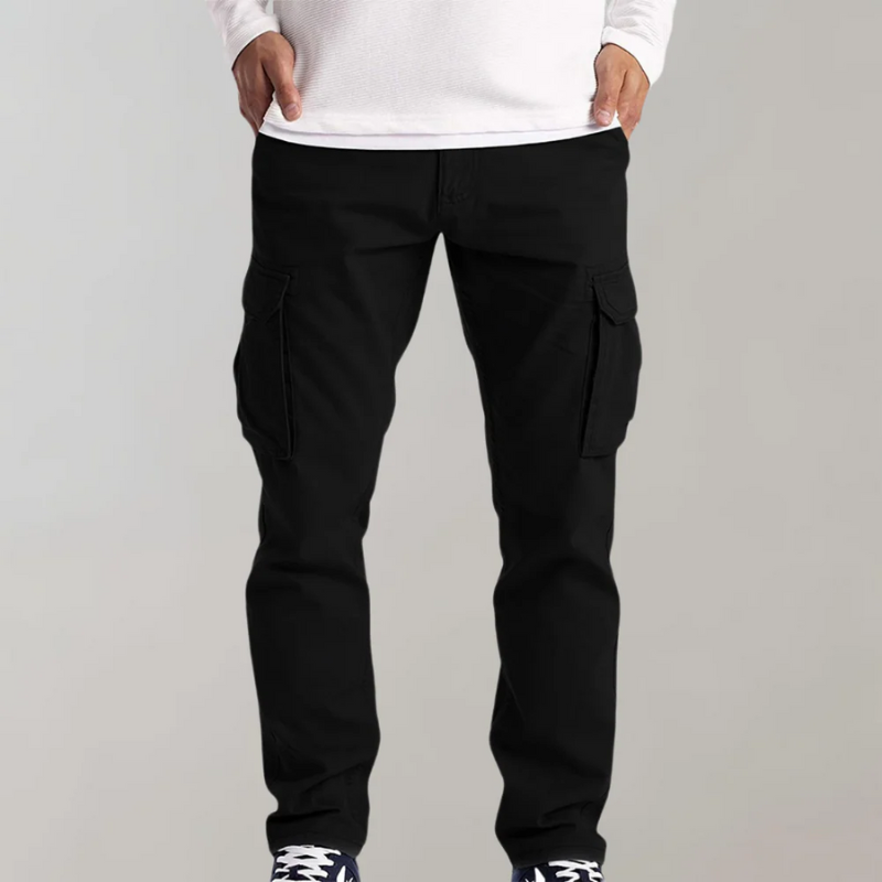 Herren klassische Cargohose mit praktischem Schnitt und Taschen, perfekt für Alltag und Freizeit.

