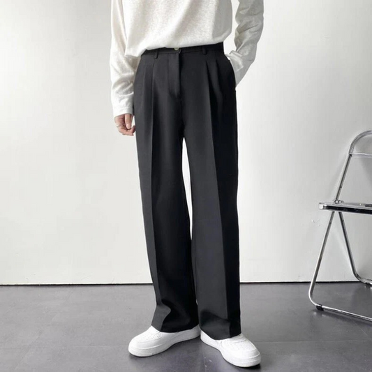 Herren klassische lässige Hose in geradem Schnitt, vielseitig kombinierbar für Alltag und Freizeit.