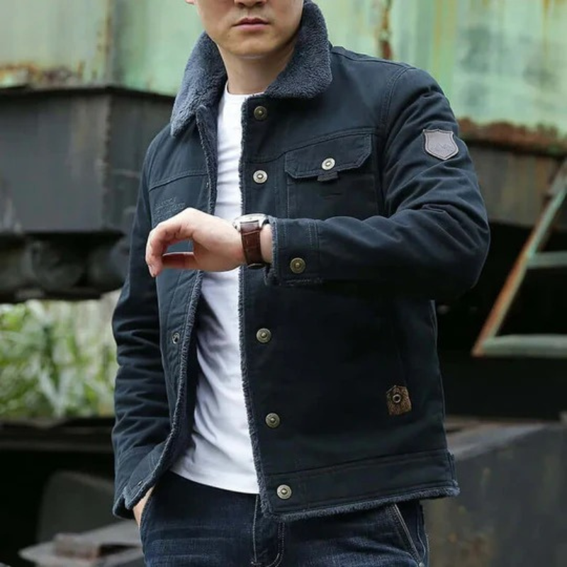 Herren klassische warme Jacke in zeitlosem Design, ideal für kalte Tage.
