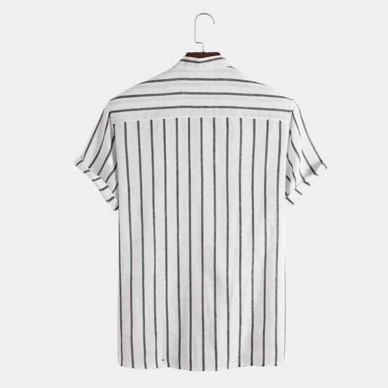 „Herren kurzärmliges gestreiftes Hemd mit modernem Streifenmuster für sommerliche Looks“

