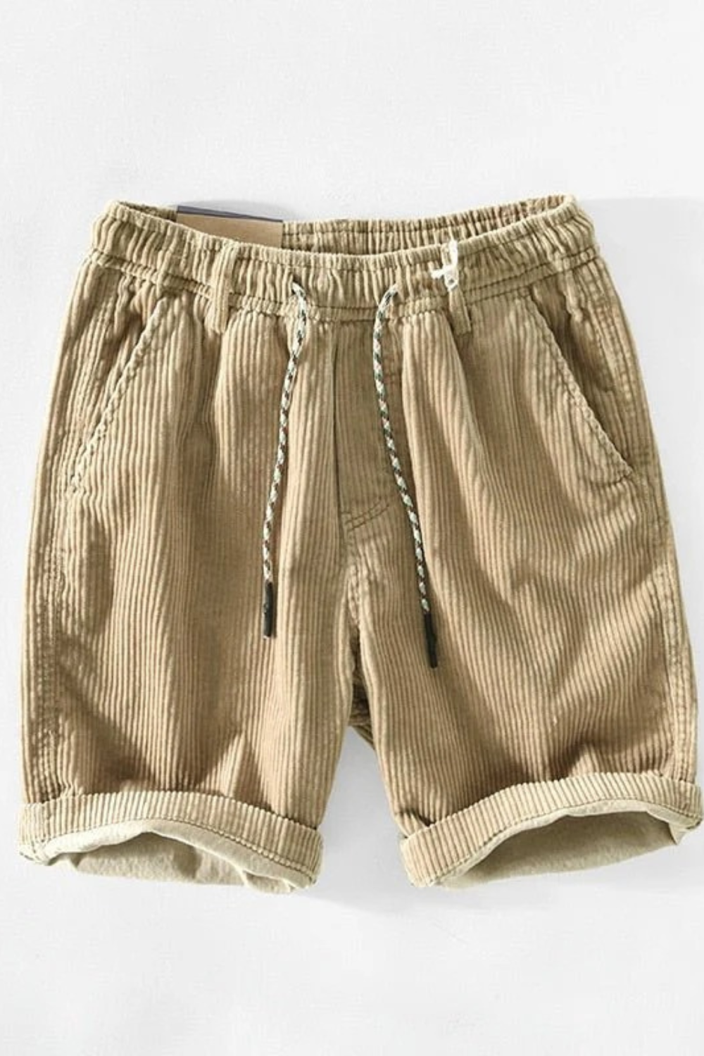 Herren lässige kurze Cordhosen für sommerliche Freizeit-Looks mit modernem Stil