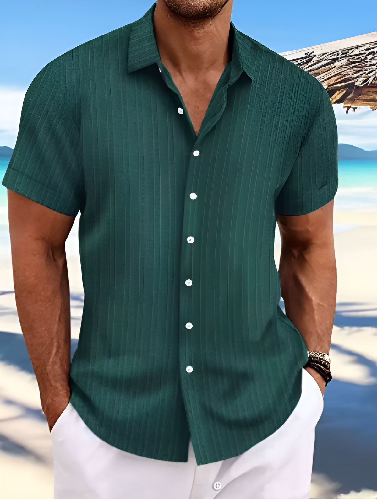 Herren luftiges Sommerhemd in modernem Design für stilvolle Sommeroutfits.
