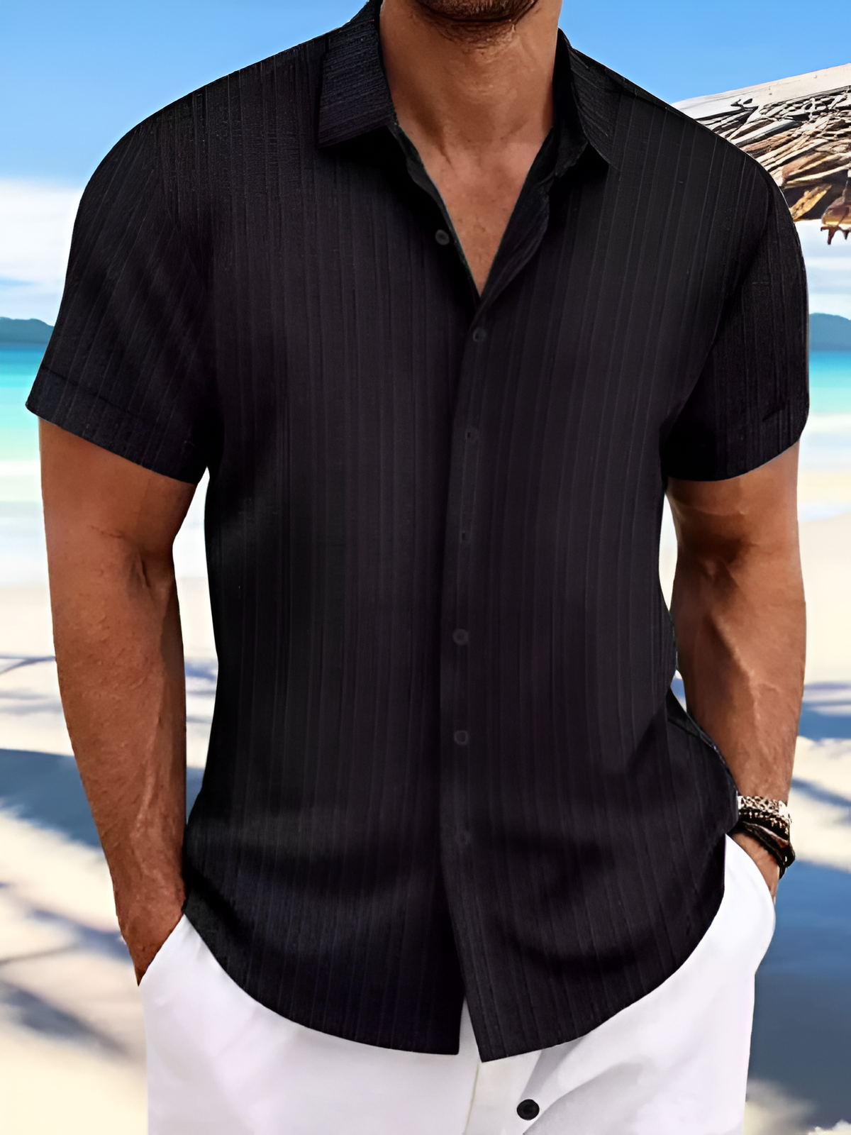 Herren luftiges Sommerhemd in modernem Design für stilvolle Sommeroutfits.