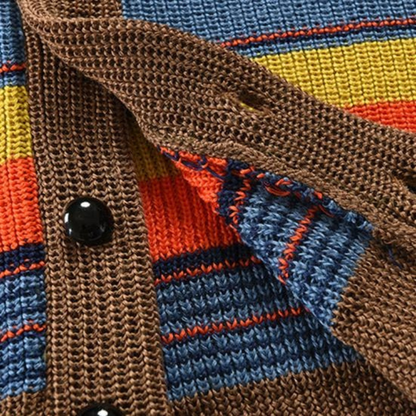 Herren-Strickjacke mit mehrfarbigem Streifenmuster für stilvollen und bequemen Alltagslook