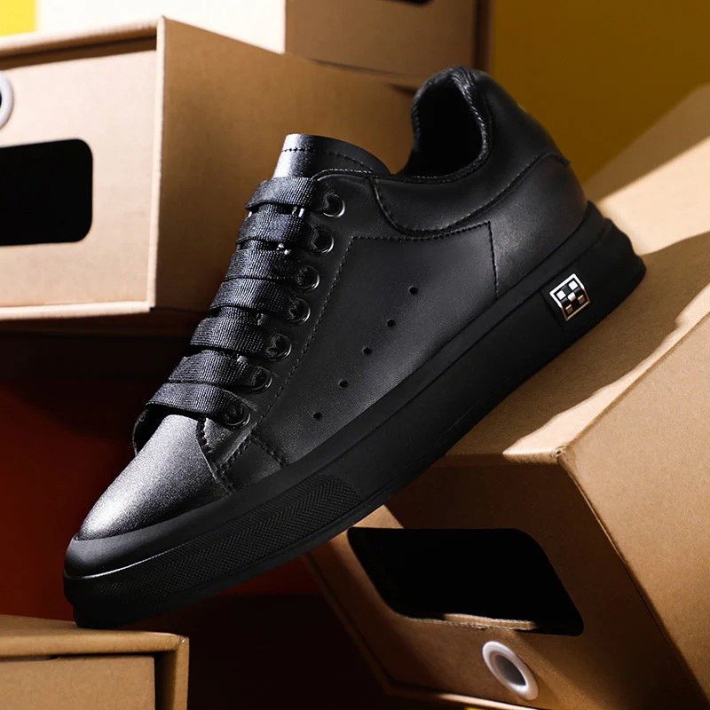 Herren moderne Low-Top-Sneaker in stylischem Design für Alltag und Freizeit