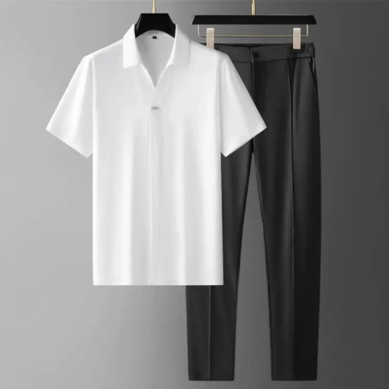 Herren modernes Polo- und Hosen-Set – abgestimmtes Sommeroutfit für stilbewusste Männer.