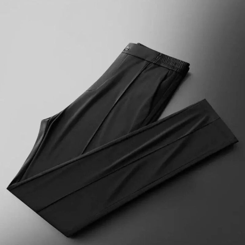 Herren modernes Polo- und Hosen-Set – abgestimmtes Sommeroutfit für stilbewusste Männer.