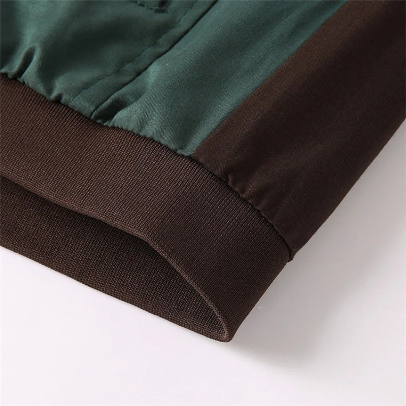 Herren stilvolle Bomberjacke mit modernem Design für Alltag und Freizeit
