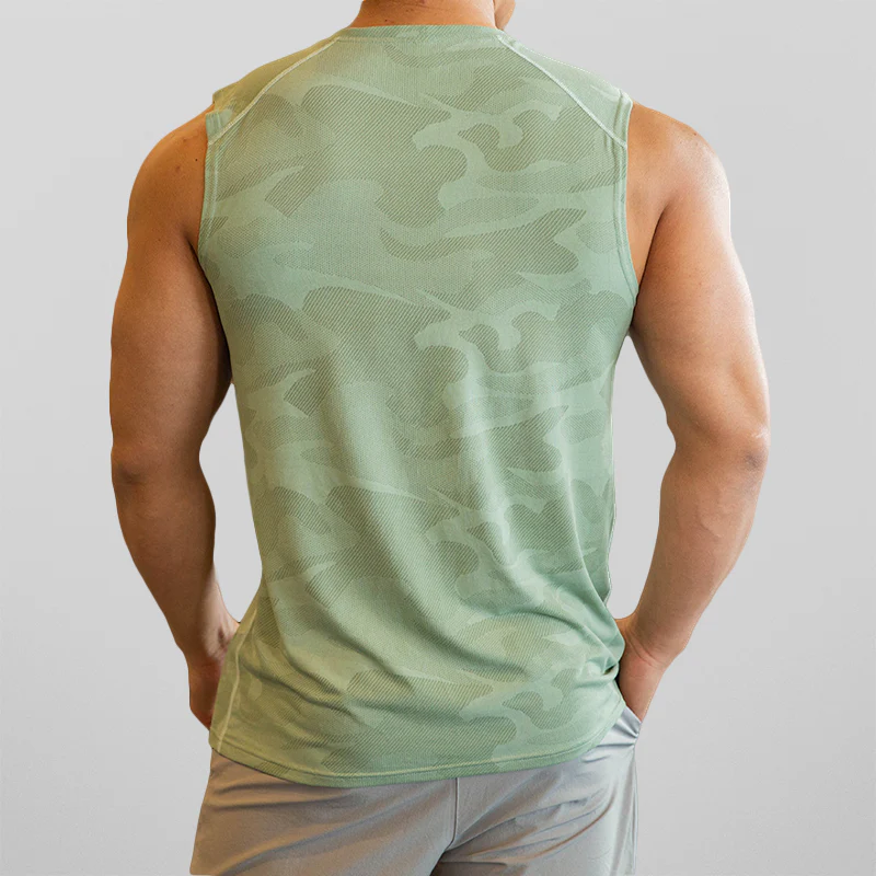 Herren trendiges Camouflage-Tanktop mit sportlichem Muster und lockerer Passform.